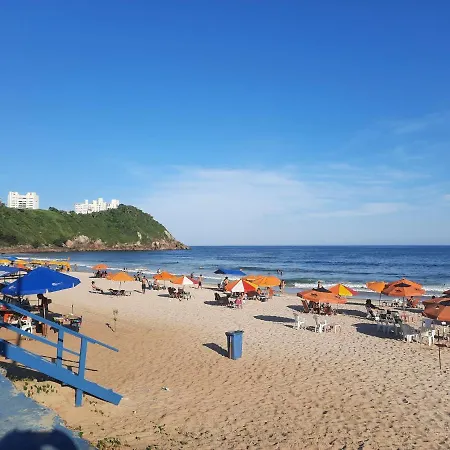 Apto Na Praia do Tombo a 100m (3min) da Areia-3